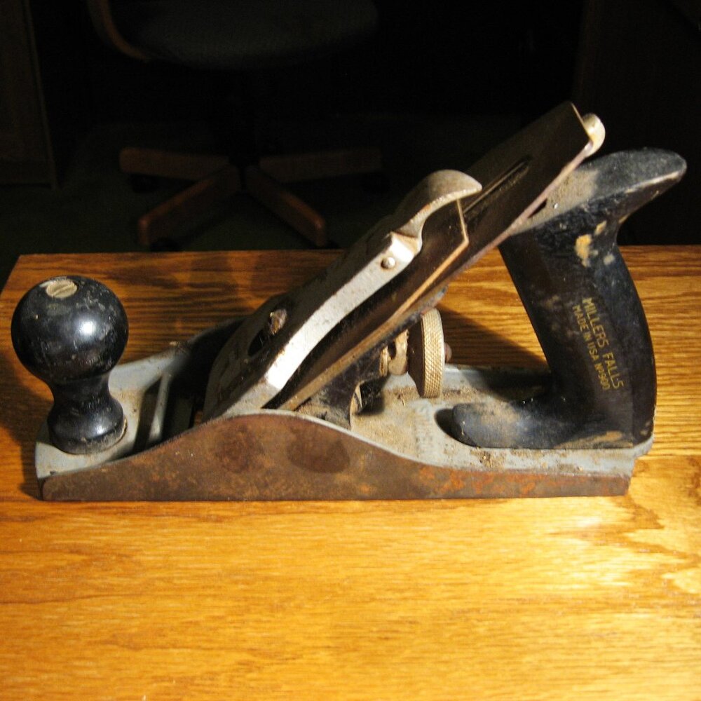 VINTAGE "MILLERS FALLS No. 900" SMOOTH BOTTOM 9.25" WOOD PLANE Made in U.S.A.